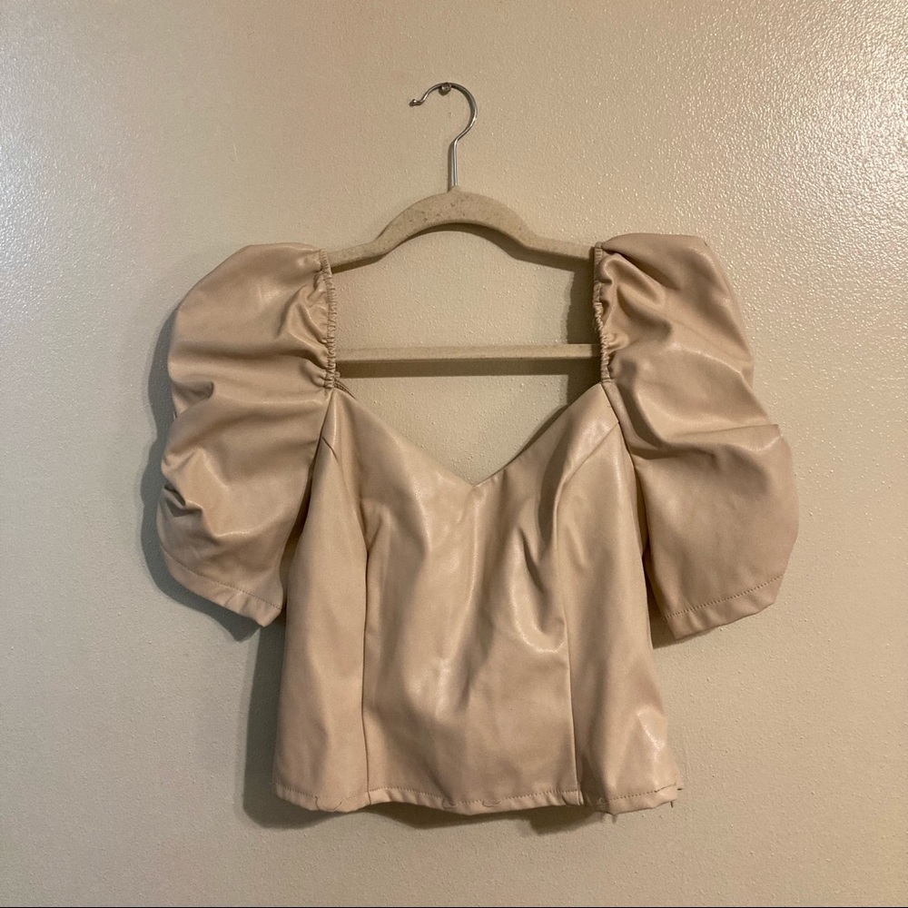 Crop top - Picture 2 of 7
